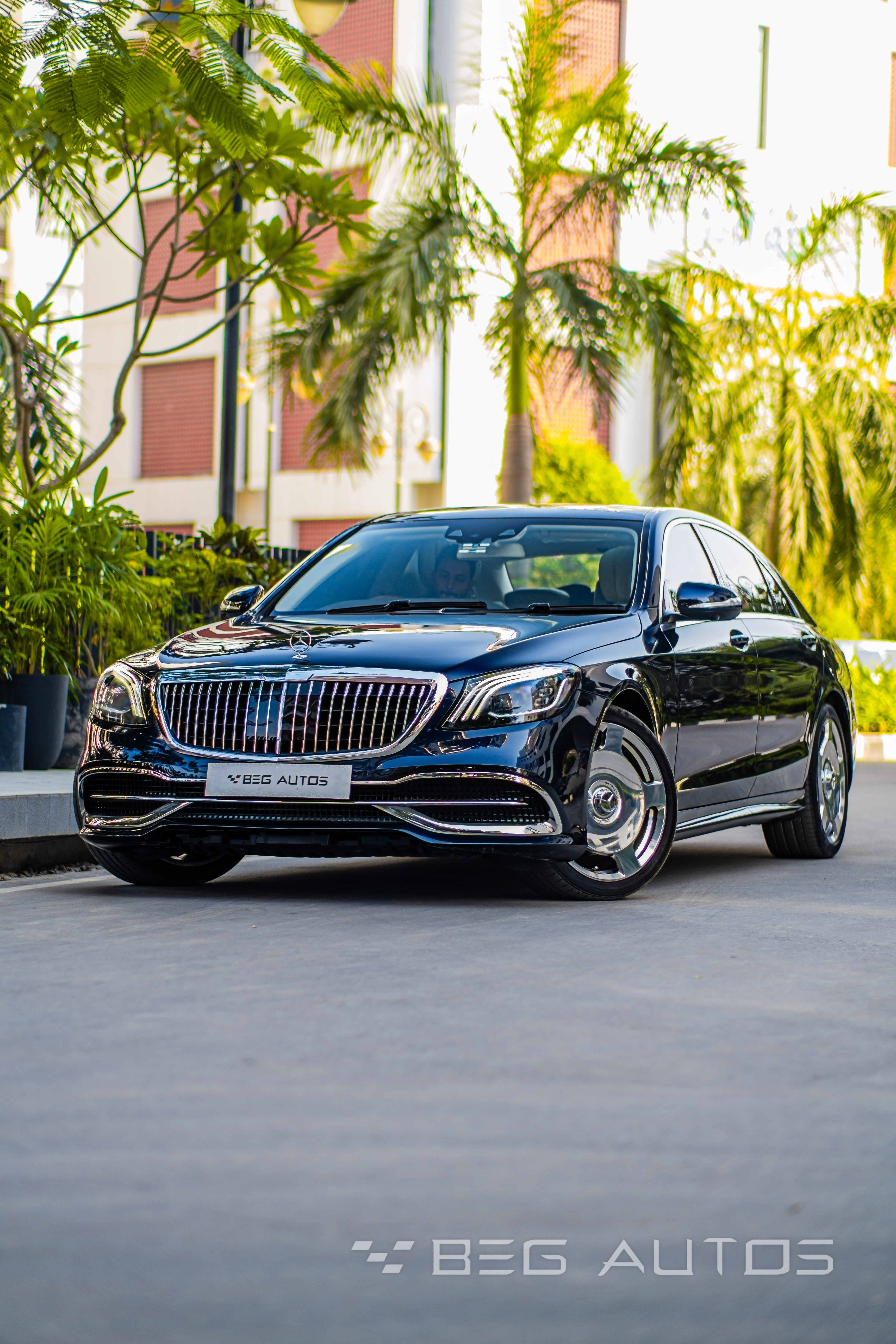Gallery — Mercedes-Benz S 300 Maybach Facelift Conversion