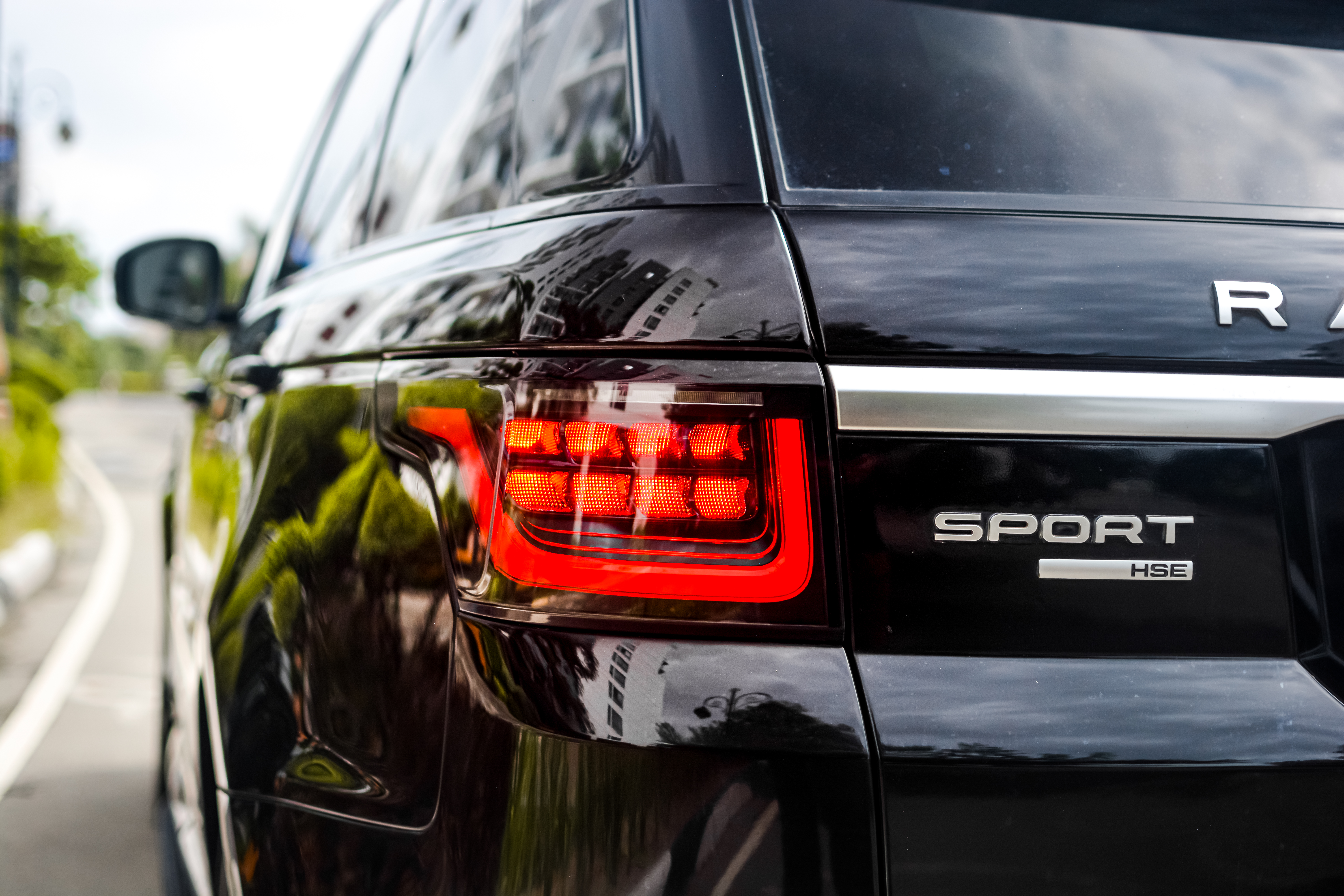 Gallery — Range Rover Sport SVR Facelift Conversion
